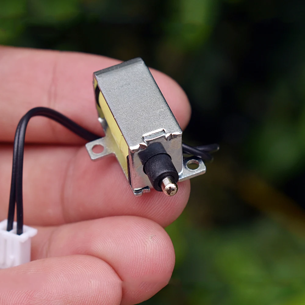 

Миниатюрный электромагнитный клапан для совместного использования внешнего аккумулятора, электрический замок управления, постоянный ток, 2,4 В, 3 в, 3,7 в, каркасный тип, электромагнитный замок, ход 2,5 мм