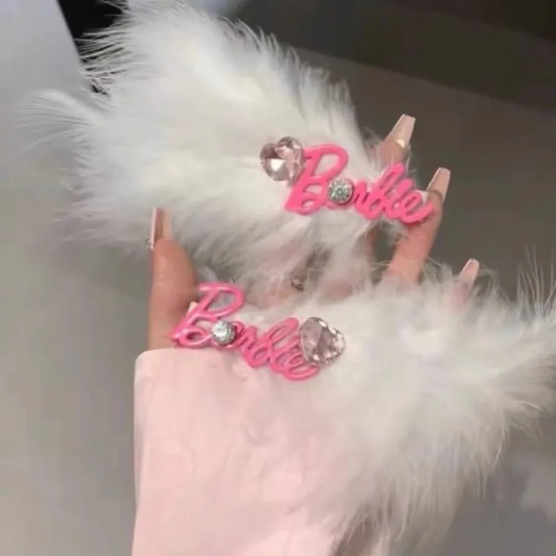 

MINISO Barbie Feather Hairpin Rhinestone Duckbill Clip Fashion Delicate Women Cosplay Hair Accessory Cartoon Anime Accessories
