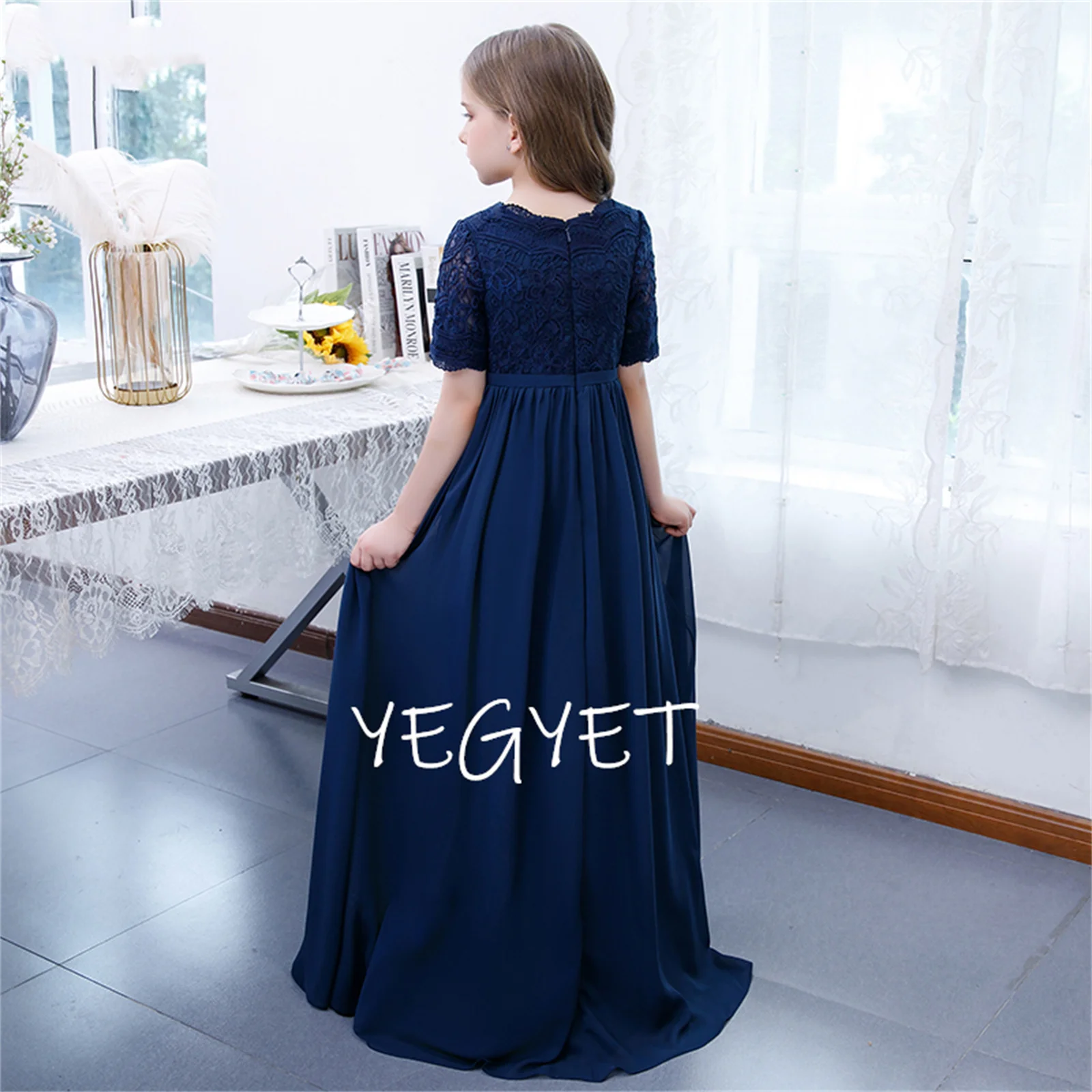 

Elegant Lace Long Flower Girls Dress 2022 Short Sleeves V Neck A-Line Junior Bridesmaid Dresses Birthday Gowns