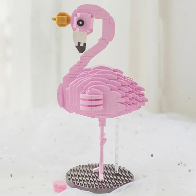 LOZ 9205 Animal World Flamingo Pink Bird Crown Pet Doll With Base LOZ 9205 Animal World Flamingo Pink Bird Crown Pet Doll With Base