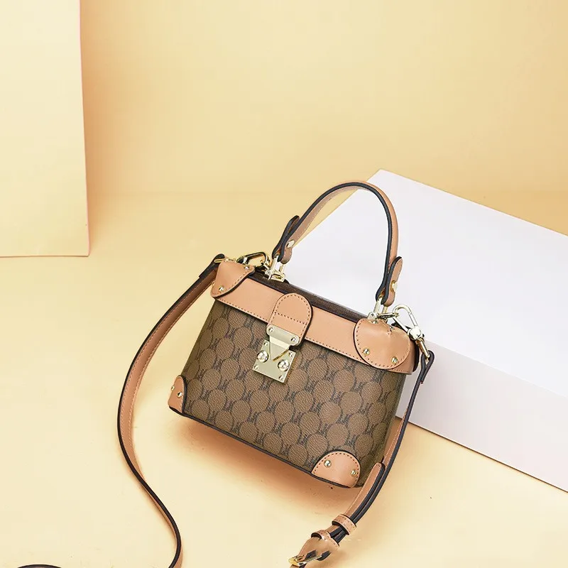 Personalized Mini Portable Square Bag Light Luxury Box Shaped Crossbody Bag