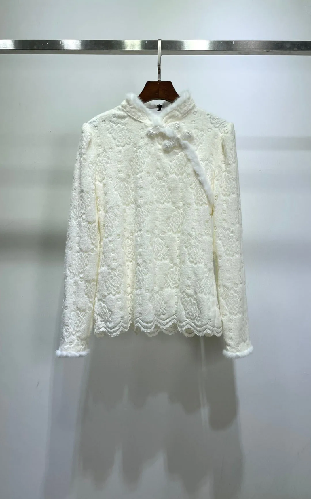 Mink velvet patchwork jacquard delicate lace top