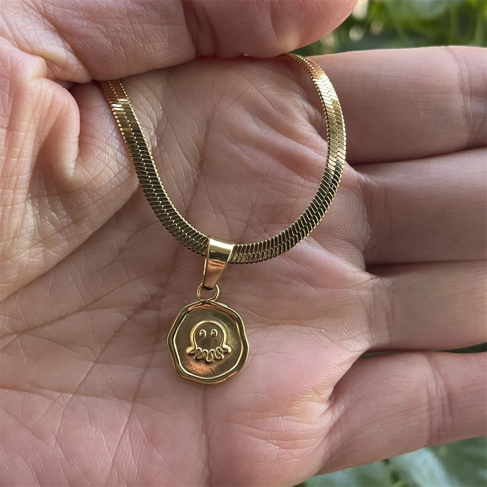 Collana con ciondolo stella marina con catena a lama placcata color oro Accessori per gioielli girocollo da donna da uomo di alta qualà in acciaio inossidabile  36