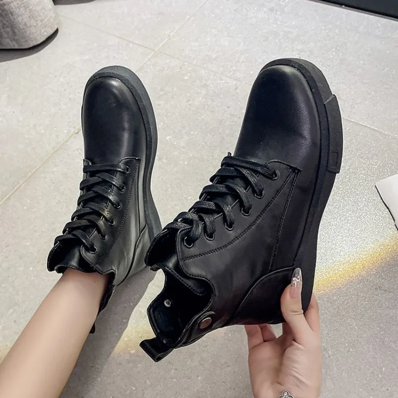 2023 New Women Platform Ankle Boots Pu Leather Lace Up Motorcycle Booties Female Autumn Non-Slip Platform Botas Woman