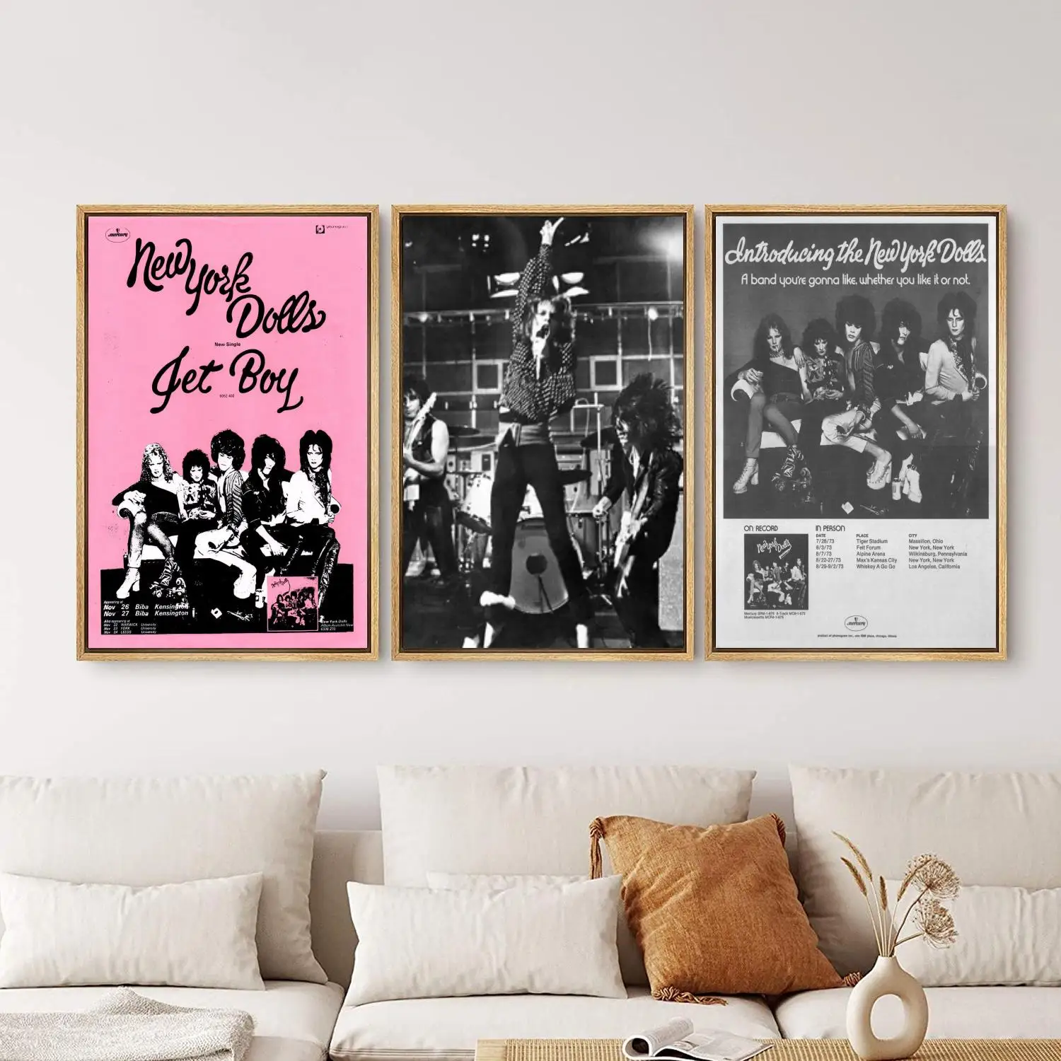 

New York Dolls Poster Painting 24x36 Wall Art Canvas Posters Personalized Gift Modern Family bedroom Decoration Art Poster