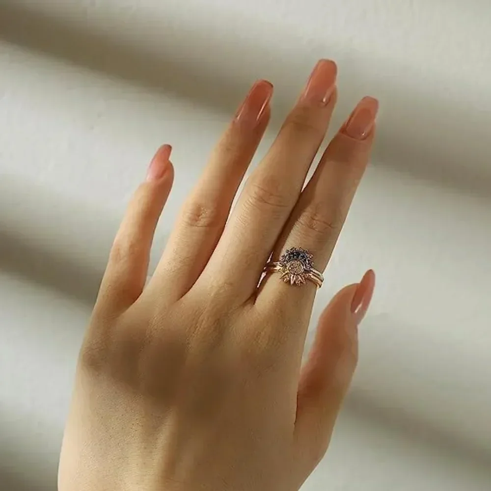 2pcs/set Womens Ring Fashion Female Sun Moon Star Simple Two-piece Set
