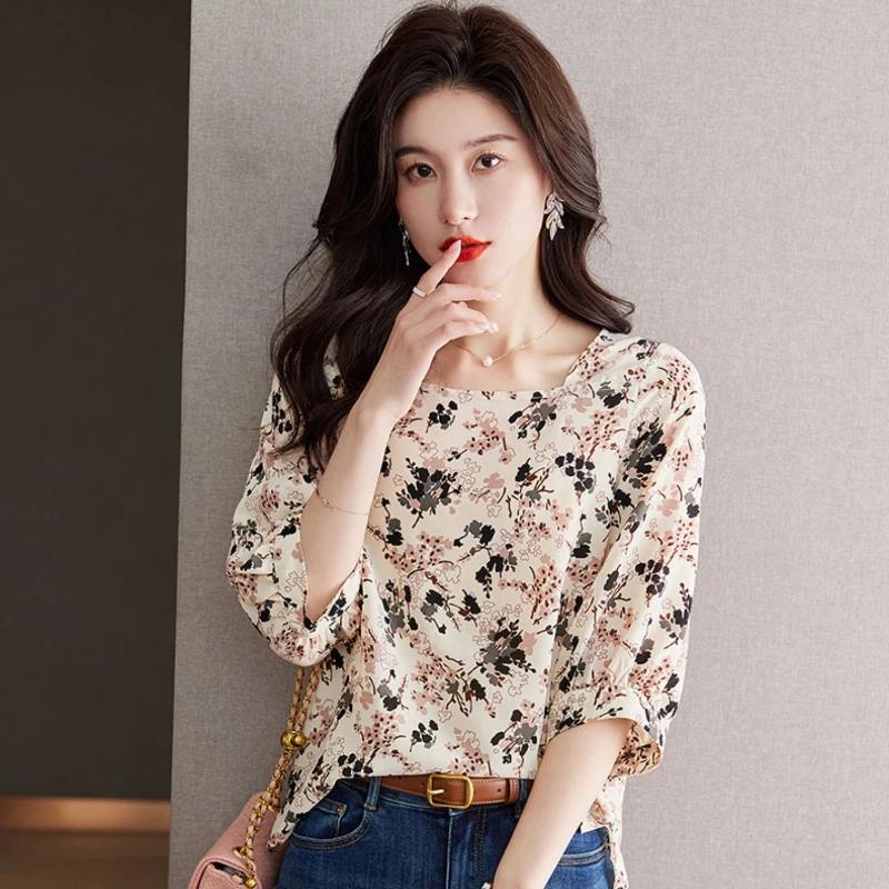 

Блузка Женская атласная с круглым вырезом, винтажная шелковая рубашка с принтом, модный топ свободного покроя, весна-лето