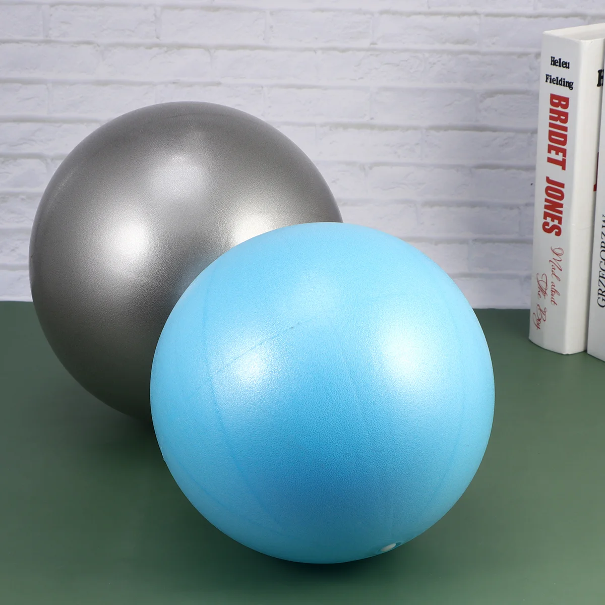 2 Pcs Anti Burst Yoga Ball Pvc Exercise Balancer Thicken Pilates Stability Trainer Fitness Balls Body Building Equipment Workout