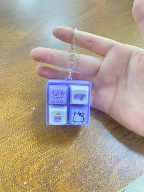 Llavero de Sanrio con tecla mecánica: Anti-estrés y DIY | Emoape