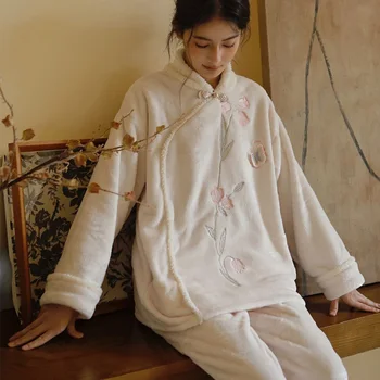 Winter Soft Thicken Flannel Women's Pajamas Sets Chinese Vintage Royal Embroidery Long Sleeve Sleepwear Suits  Nightwear
