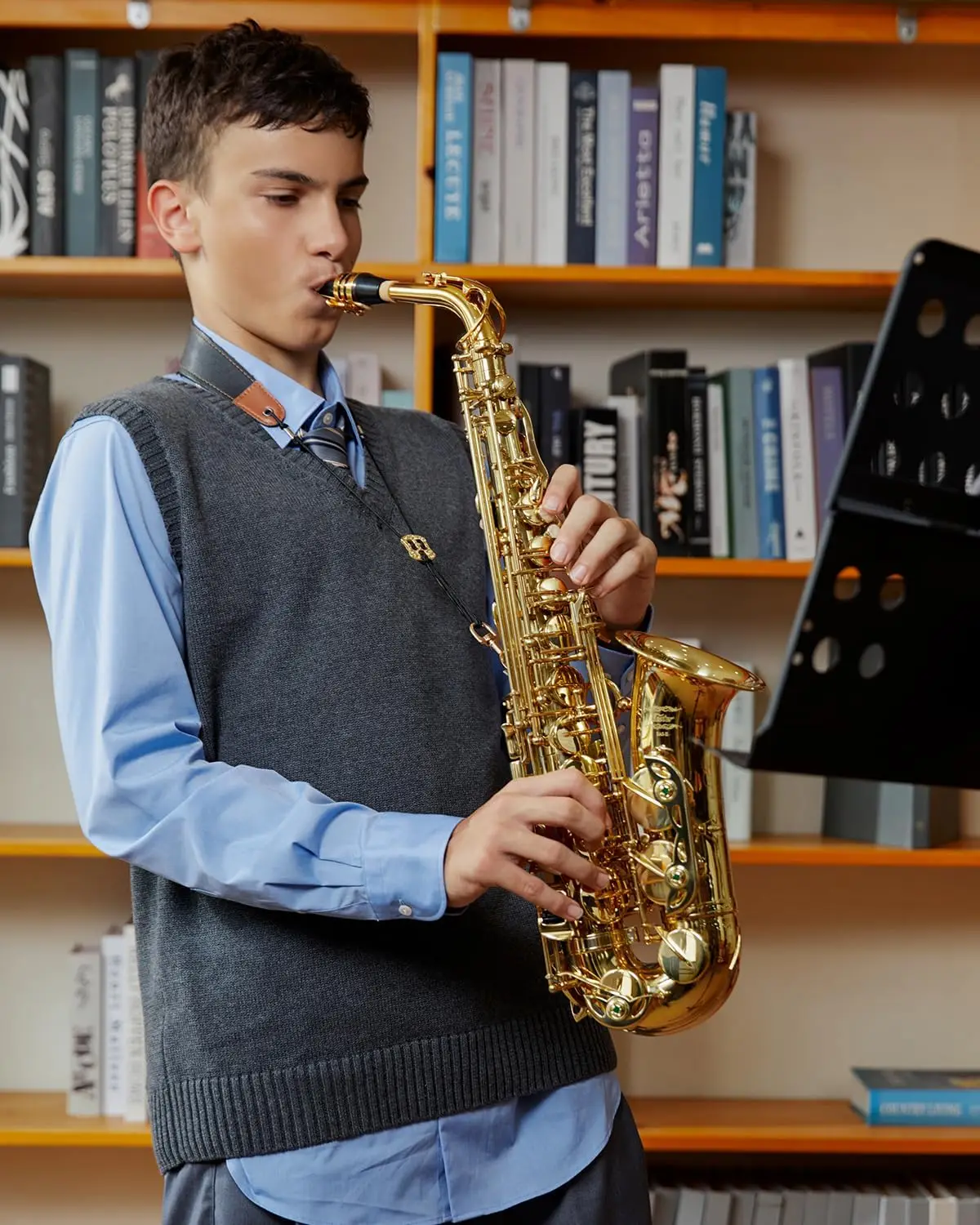 AS-Ⅱ Student Alto Saxophone E Flat Gold Lacquer Alto Beginner Sax Full Kit With Carrying Sax Case Mouthpiece Straps Reeds