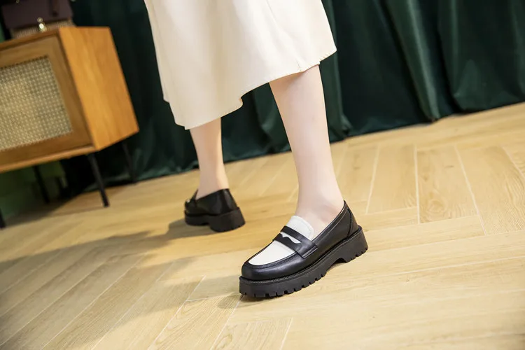 British Style Thick-Soled Casual Loafers Shoes in Flats