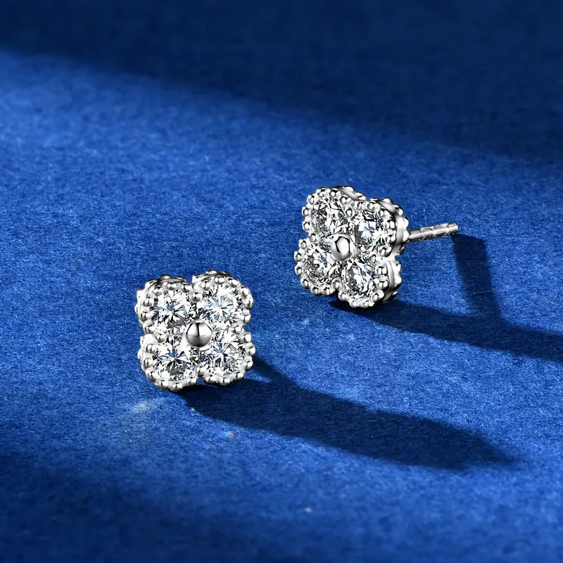 Moissanite 클로버 꽃 쥬얼리 세트 18k 골드 도금 S 3mm D Moissanite Lab 다이아몬드 목걸이 귀걸이 여성을위한 선물