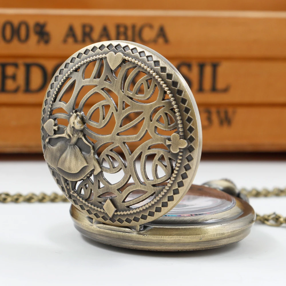 Alice Theme Quartz Pocket Watch Lovely Princess Roman Numerals Display Round Dial Pendant Pocket Watch