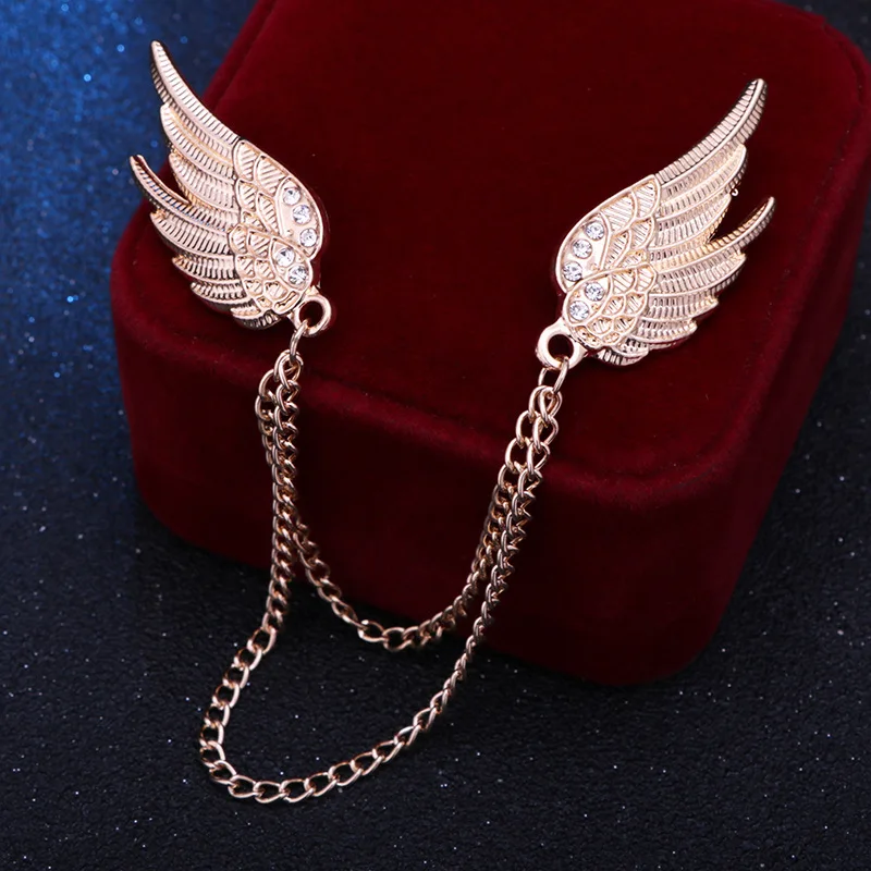Neue Mode Kristall Engel Flügel Brosche Metall Quasten Kette Anstecknadeln Männer Anzug Hemd Corsage Beooches Geschenke für Frauen Zubehör