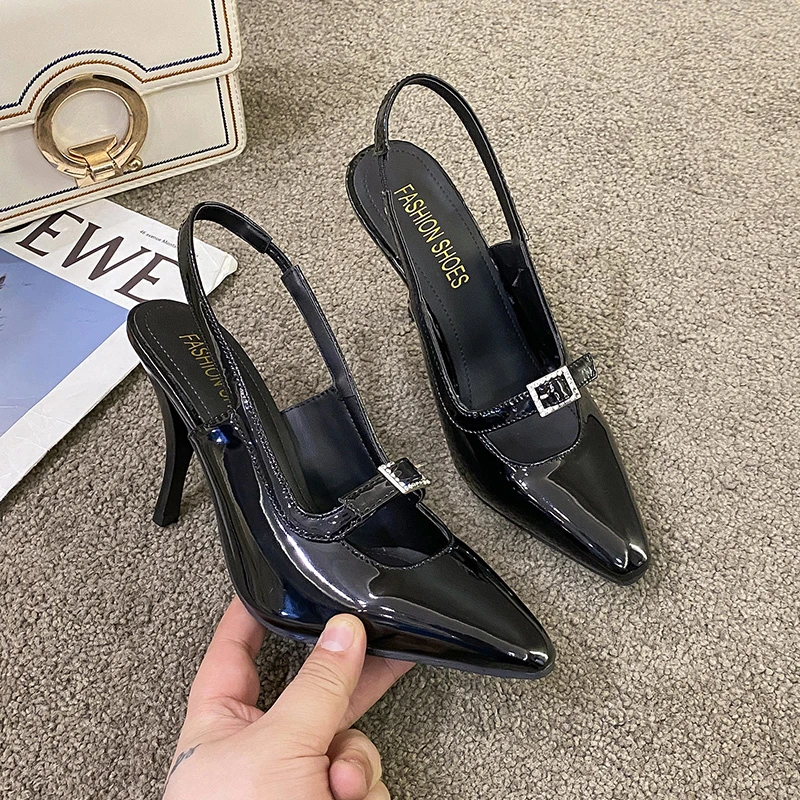 New Luxury Sandals Women Designers Summer High Heel Sandals Buckle Punk Style Stiletto Pointed Toe Sexy Fashion Women's Shoes