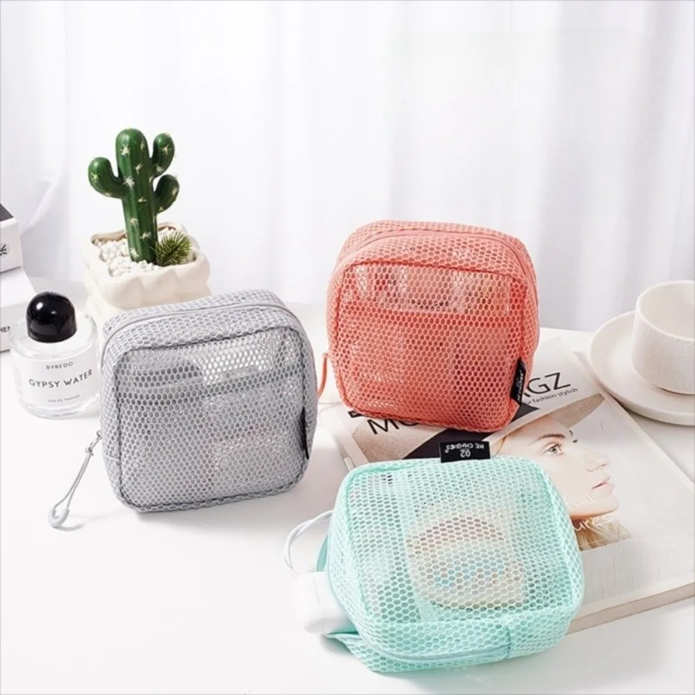 Transparent Polyester Cosmetic Bag with Zipper for Storage