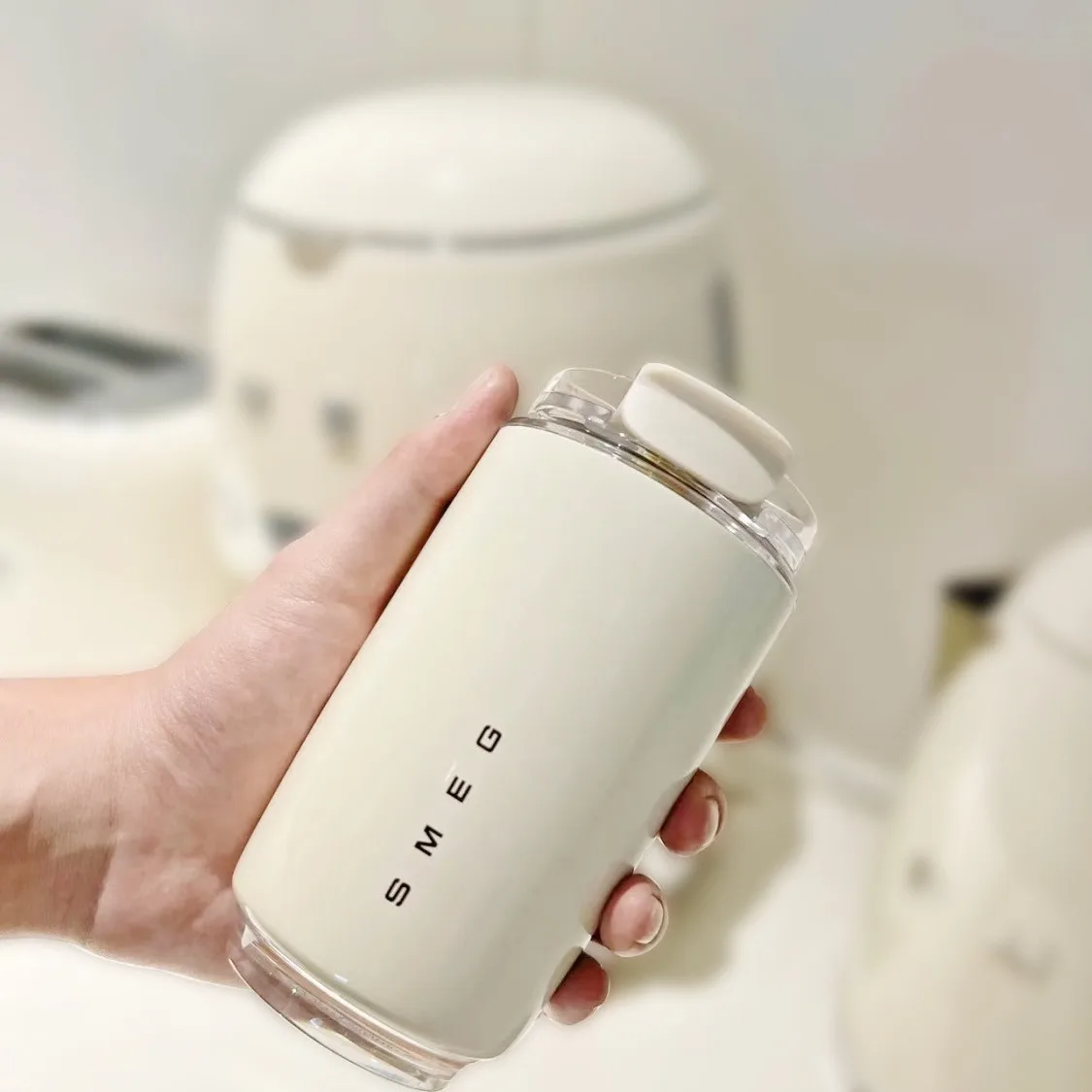 كوب حراري حافظ للحرارة