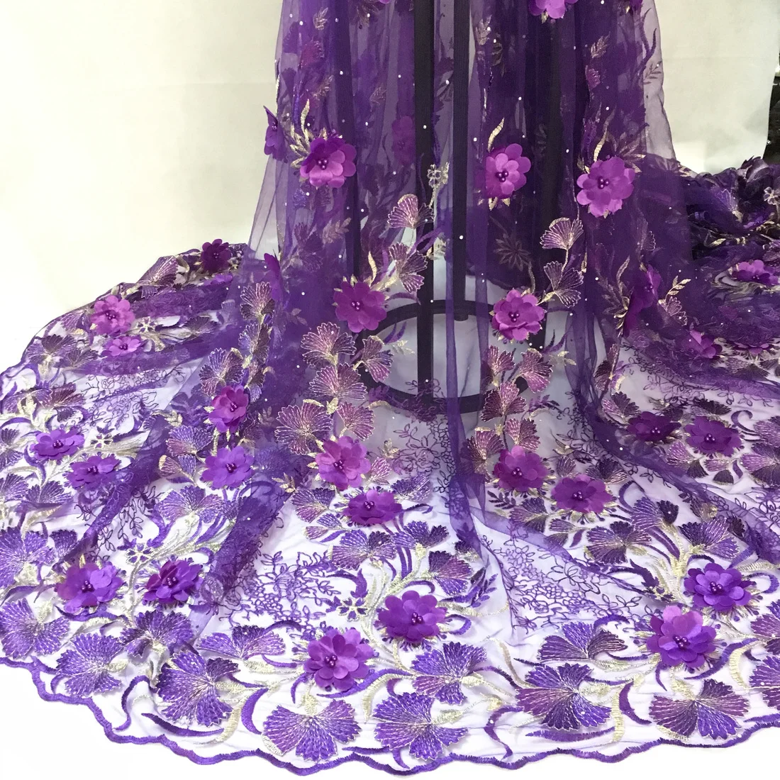 

Nigerian Lace Fabrics For Wedding 2020, African French Lace Fabric High Quality 3D Lace, Purple Gold Lace Applique WX01