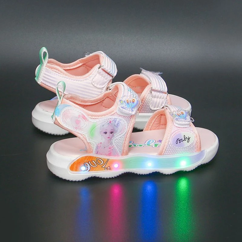 Nuovi sandali per ragazze scarpe per bambini estive per bambini principessa Led Light Luminous Cartoon Frozen Toddler Beach Sandals Indoor Home Bath Shoes
