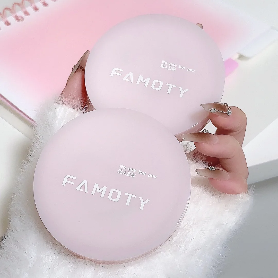 Description Picture 6 of itemFAMOTY Three-Color Matte High-Gloss Pearlescent Water-Gloss Atmosphere 3D Brightening Fine Flash Highlighter Blush for Makeup