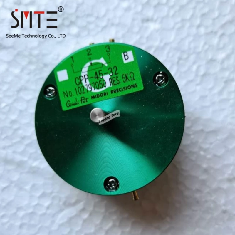 

Потенциометр MIDORI CPP-45-32 5K с двумя валами