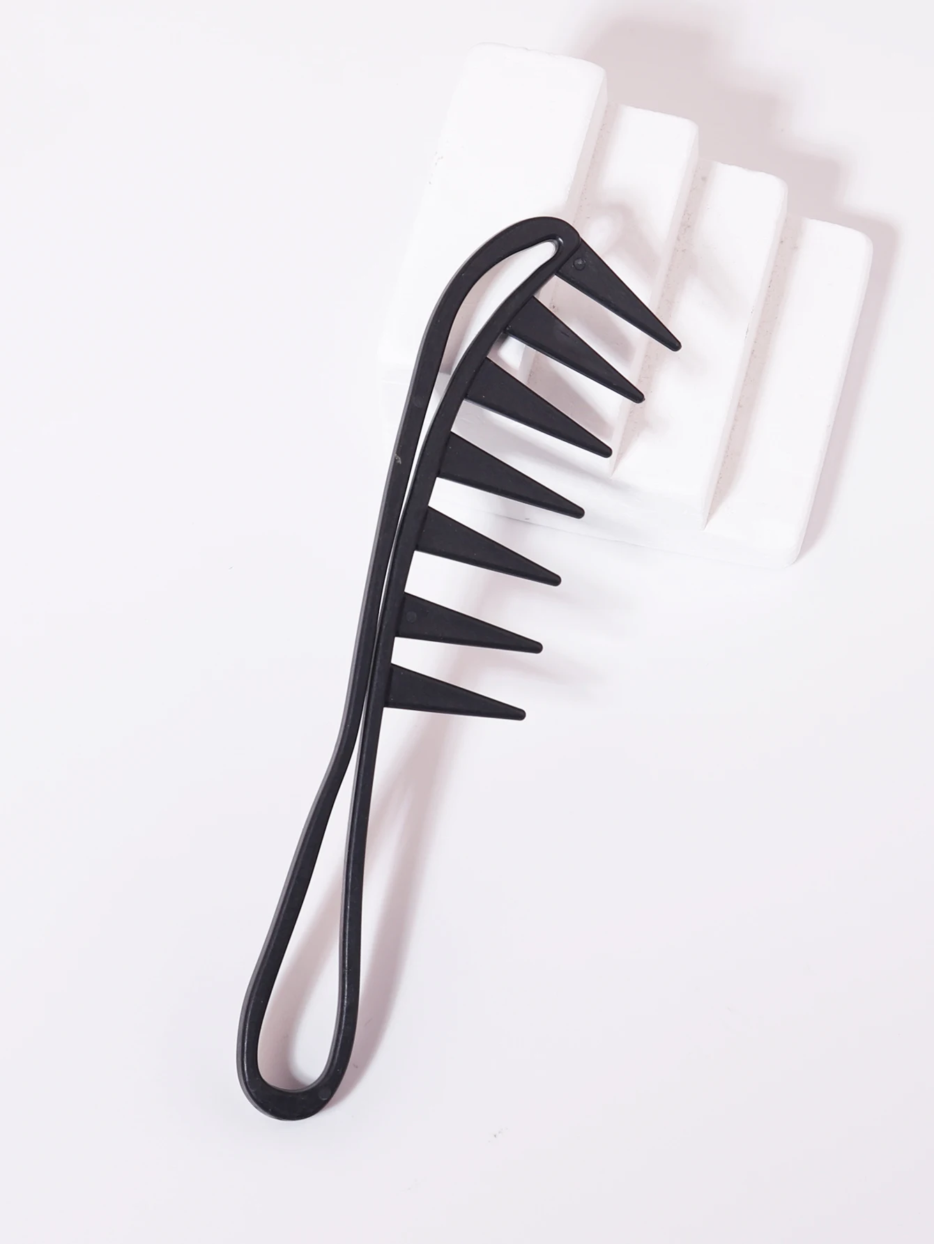 plastic men's oil comb wide toothed shark comb hair clipper curly hair salon styling for real wigs 1pc