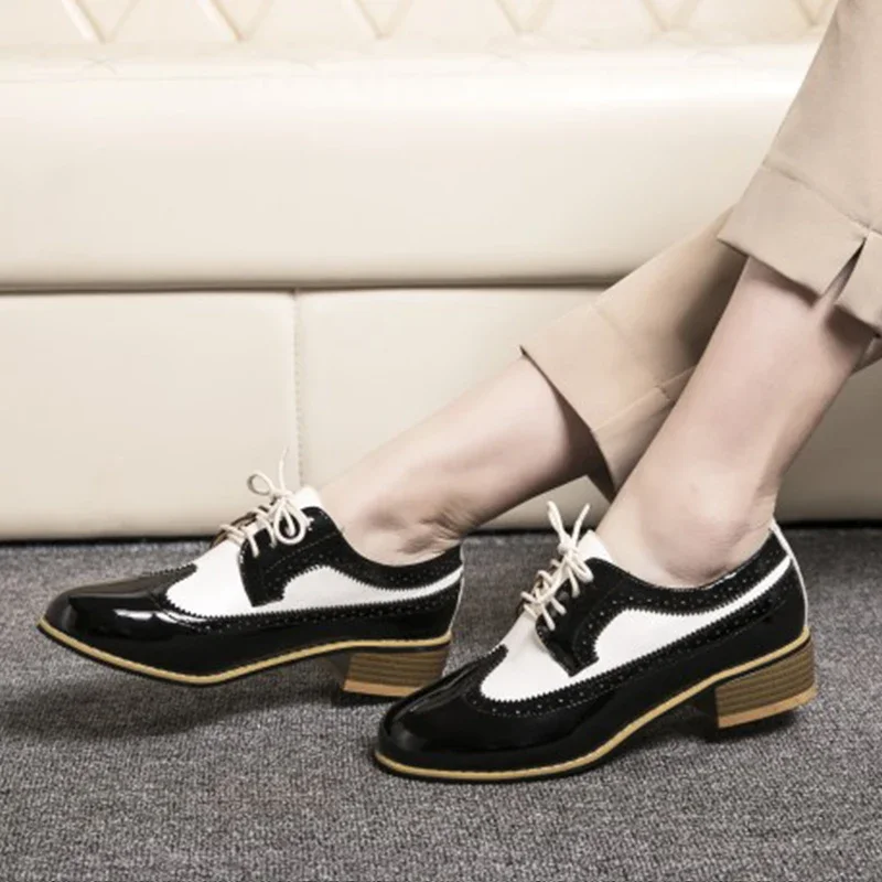 

Новинка 2024, весенне-осенние женские туфли-лодочки, искусственная кожа, 22,5-26,5 см, женские туфли-броги разных цветов на шнуровке