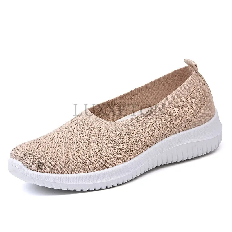 Ladies Summer Comfortable Plus Size Ladies Mesh BreathableSports  Socks Ladies Light Casual Sports Shoes Flat Ladies Loafers 6