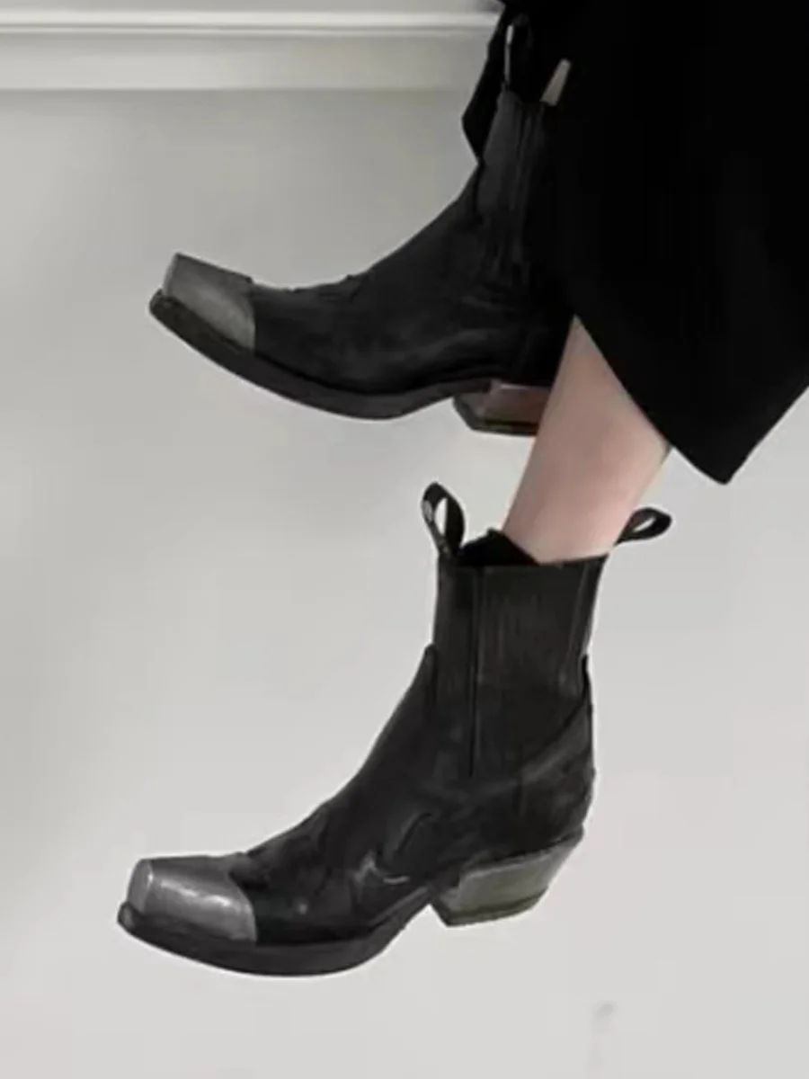 

2023 Winter The New Female Punk Retro Niche Female Cowboy Boots With SquareHead And Thick Heel Short Barrel