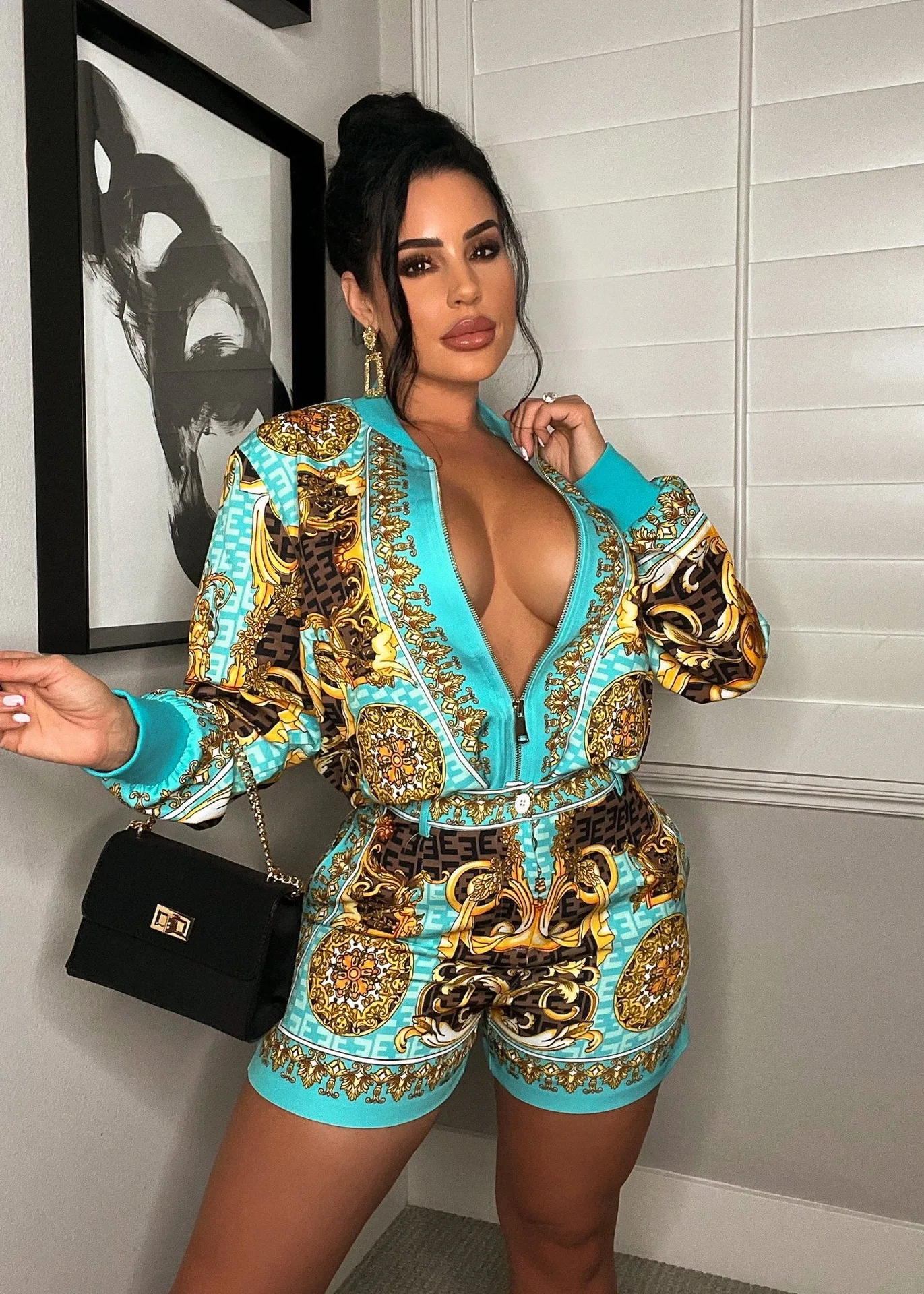 

Geometric pattern women's suit zipper long-sleeved top + elastic high-waisted beach shorts tracksuit