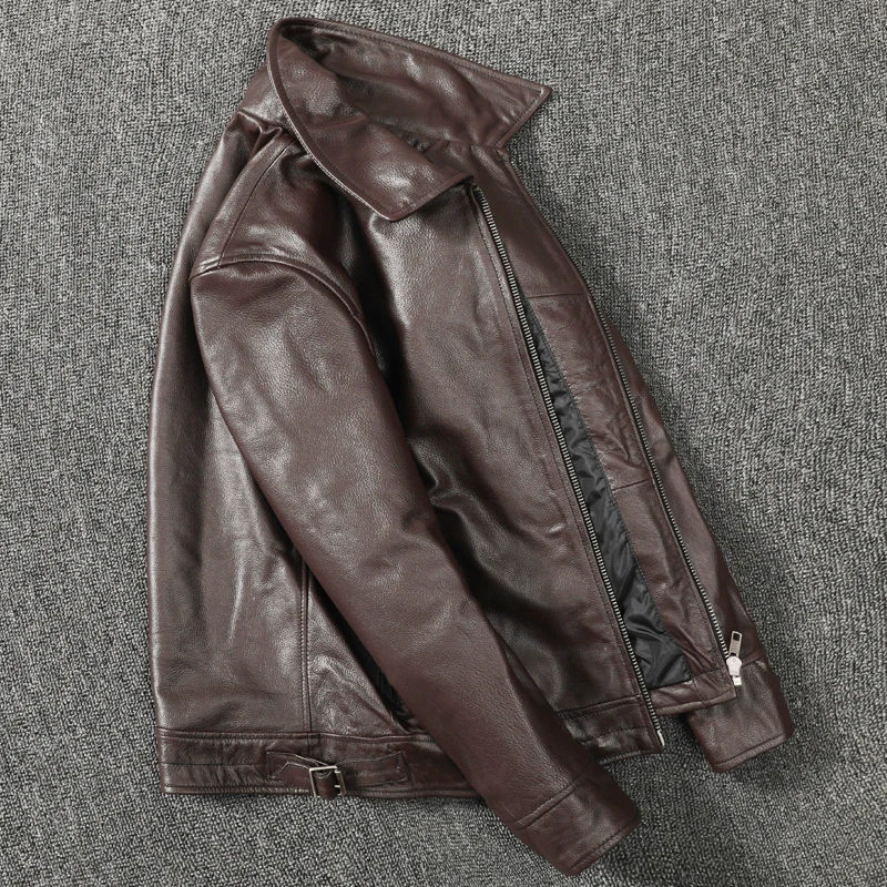 Рисунок 2 - Мужская кожаная куртка с короткими лацканами