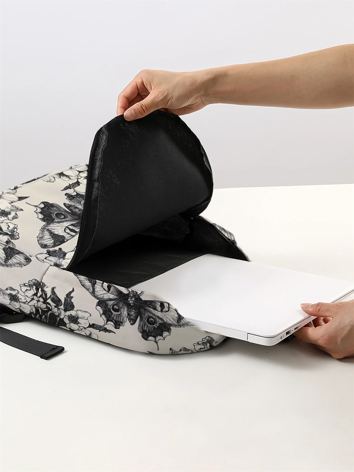 New men's and women's high-capacity university backpacks, trendy women's laptops, backpacks, cute girls' travel bags