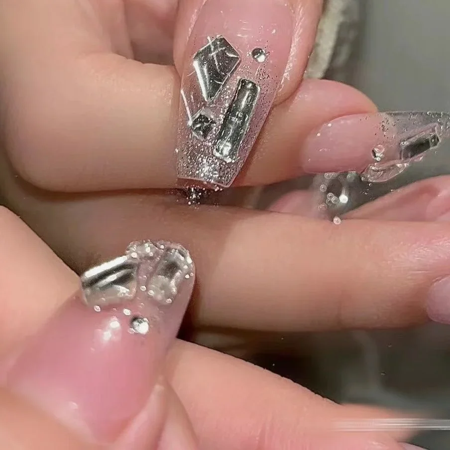 인조 네일 매니큐어 패치 플래시 실버 다이아몬드 버터플라이 네일 완제품 네일 피스 착용 인조 네일 접착제