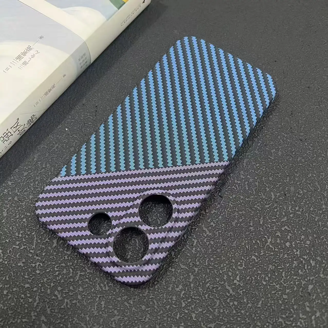 Enhanced Carbon Fiber Stripe Acrylic PC Hard Case - Shockproof, Skin-Friendly Feel