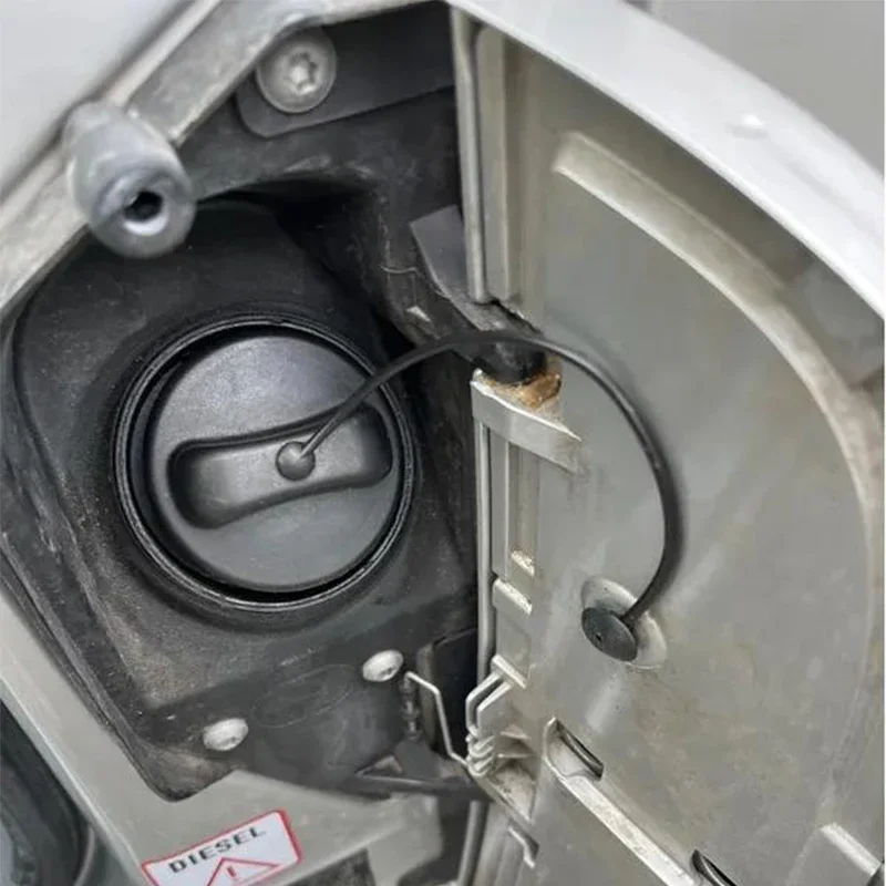 1Pc Fuel Cap Fuel Tank Cover Fuel Cap Cord Strap For Mercedes Benz Sprinter Vito Viano W906 W903 W639 W638 W447 Petrol Diesel Fuel Cap Tank Cover Line Cable Rope Accessories