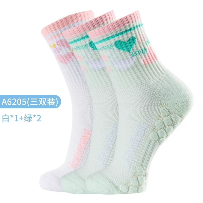 남성 여성을위한 3 쌍 MID 스포츠 양말 미끄럼 방지 및 내마모성 야외 스포츠 양말 농구 러닝 배드민턴 테니스