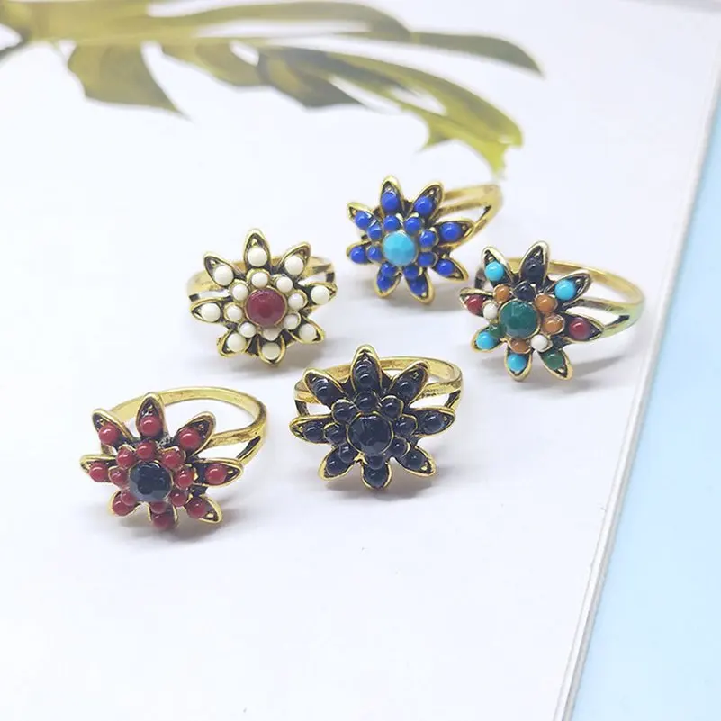 Vintage Antique Gold Plated Rings for Women 10Pcs Mix Style Colorful Stone Beads Finger Rings Party Jewelry Gift