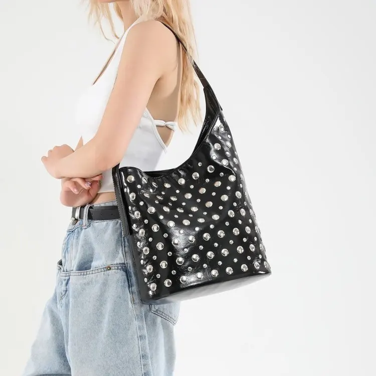Fashion Asymmetric PU Leather Metal Sheet Rivet Shoulder Bag 2025 New Large Capacity Tote Bag Solid Color Female Underarm Bags