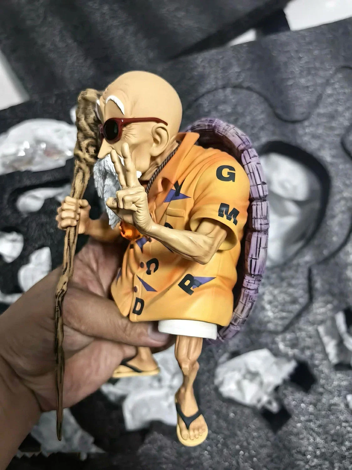 تحفة كامي سينين: تمثال روشي فاخر