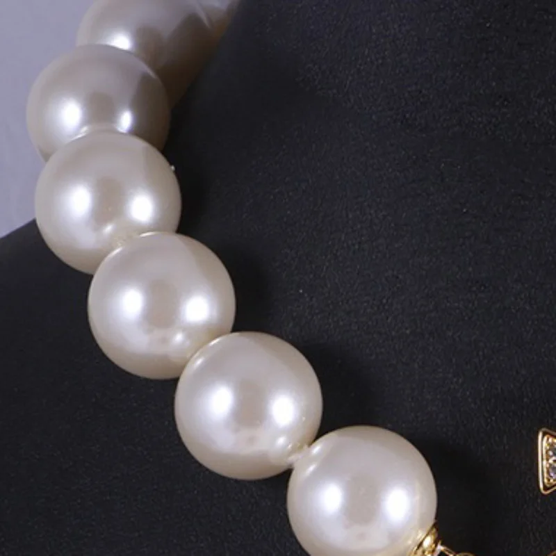 

High Quality Saturn Jewelry one-Layer Super Big Pearl Saturn Necklaces Choker Clavicle Chain For Women Gift Wedding Party