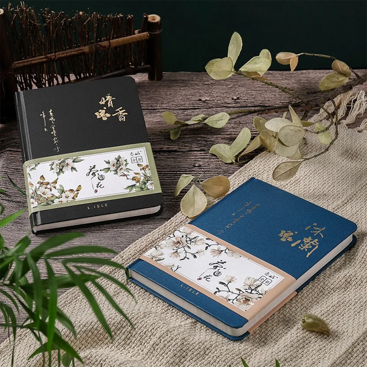32K Chinese Style Retro Notepad Color Painting Illustration Inner Page Gold Stamping Craft Cover Hand Account Book Stationery 2