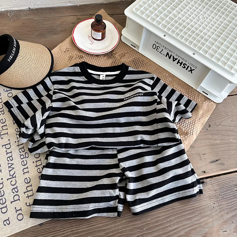 

Summer Baby Boy Striped Short-sleeved Shorts Two-piece Set Korean Fashion Casual Loose Cotton T-shirt Sets Boys Children Clothes