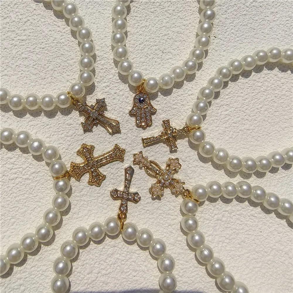 

Cute Pearl Pet Collar Micro Diamond Inlay Cross Buddha's Hand Crescent Pendant Adjustable Necklace for Puppy Dog Cat Supplies