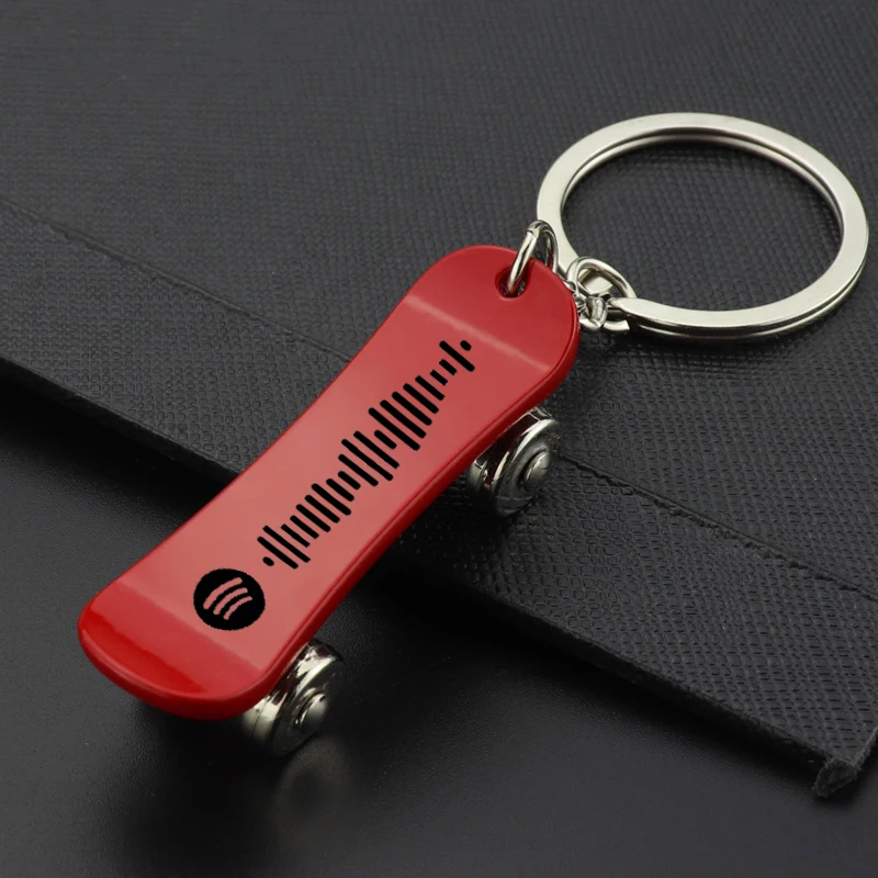2021 Fashion Skateboard Keychain Custom 