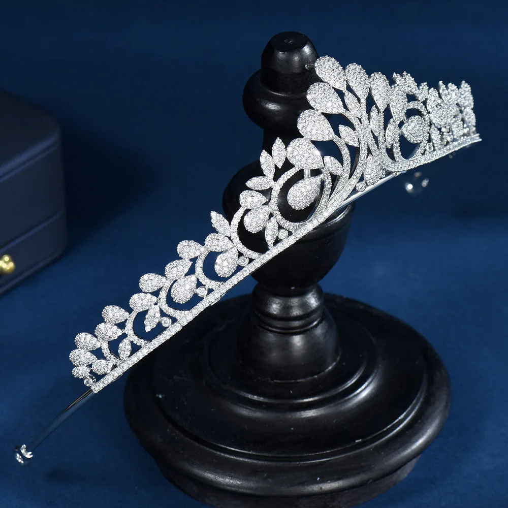 

Fashion Beauty Cubic Zirconia Crystal Headband for Women Bridal Wedding Hair Accessories Full Micro Pave Tiaras and Crowns C-101