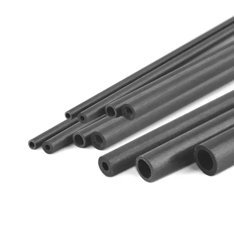 Gros plan sur l'extrémité d'un tube silicone OD6mm ID4mm, montrant l'épaisseur de la paroi.