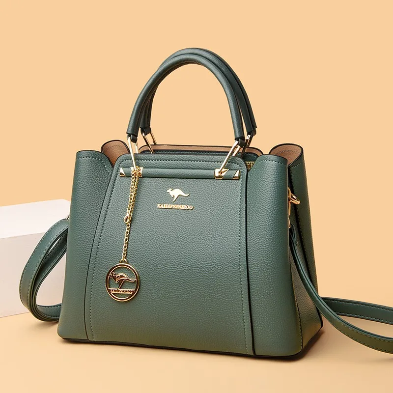 New women's handbag with large capacity made of polyurethane leather handbags for ladies.