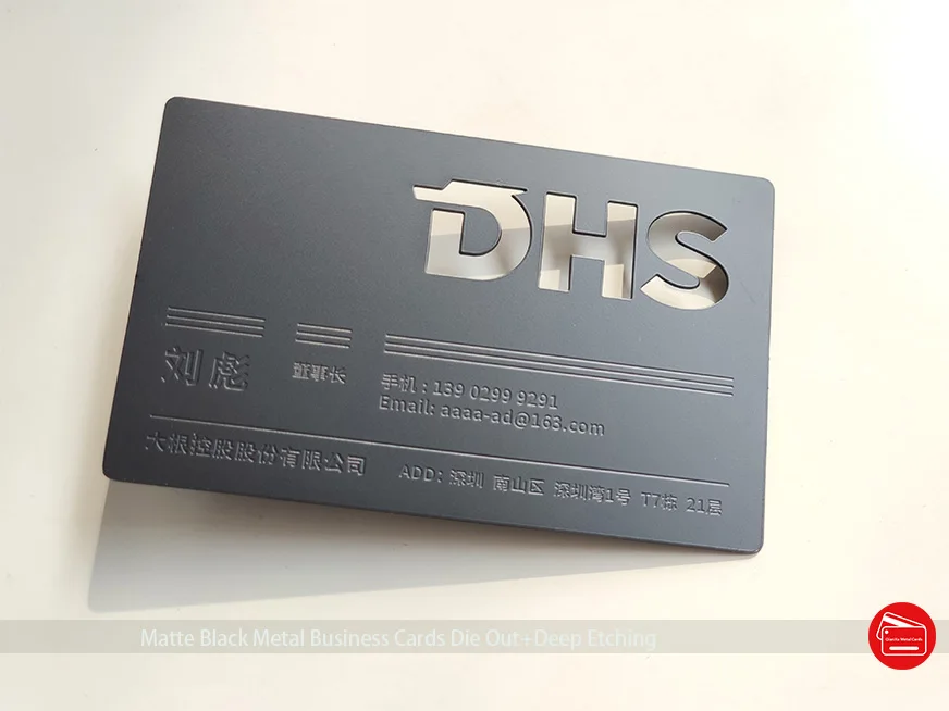 Black Metal Business Cards With Deep Etching Screen Printing Shiny Black Color Laser Engraved QR Code Raised Letters