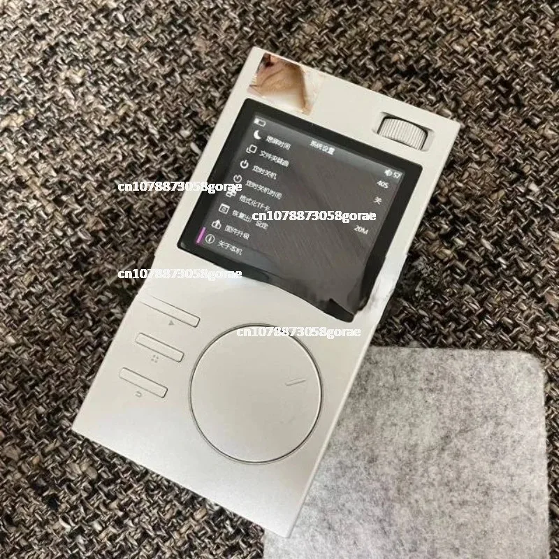 

The used 990 music player is 100% functioning properly